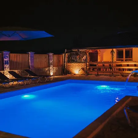 Cartagena & فيلة Brčko